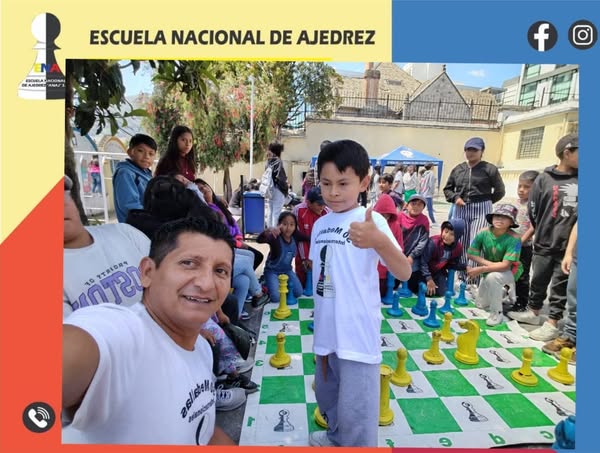 IMAGEN ENA TABLERO GIGANTE VARIAS